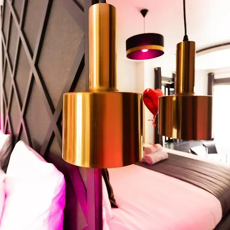 Holiday home Le Secret - Nuit Romantique Avec Jacuzzi Privatif - Champagne Offert - Climatisation *