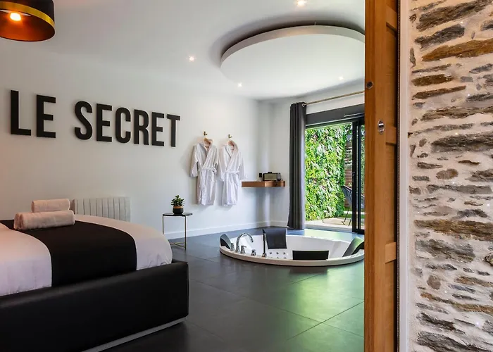 펜션 Nuit Confort Avec Balneo Xxl Privative Et Climatisation *